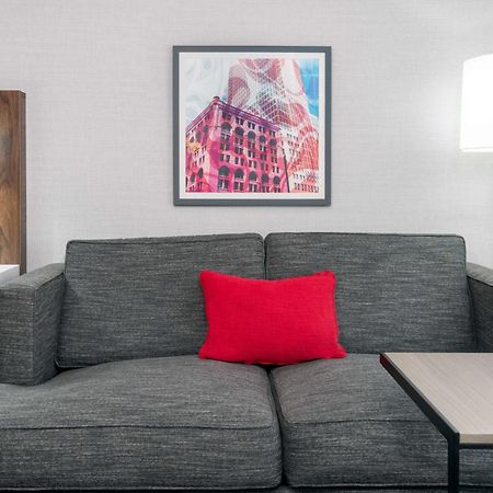 Hampton Inn & Suites Cleveland-Beachwood Bagian luar foto