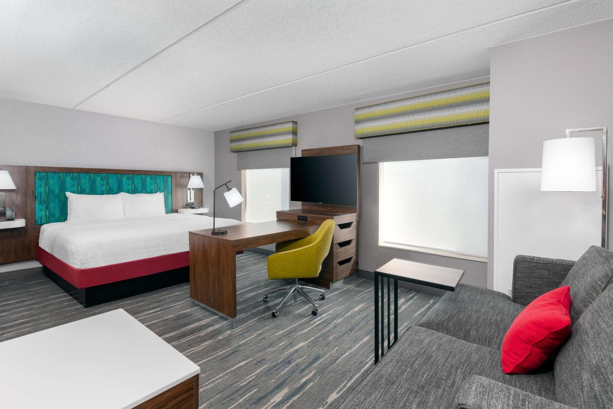 Hampton Inn & Suites Cleveland-Beachwood Bagian luar foto