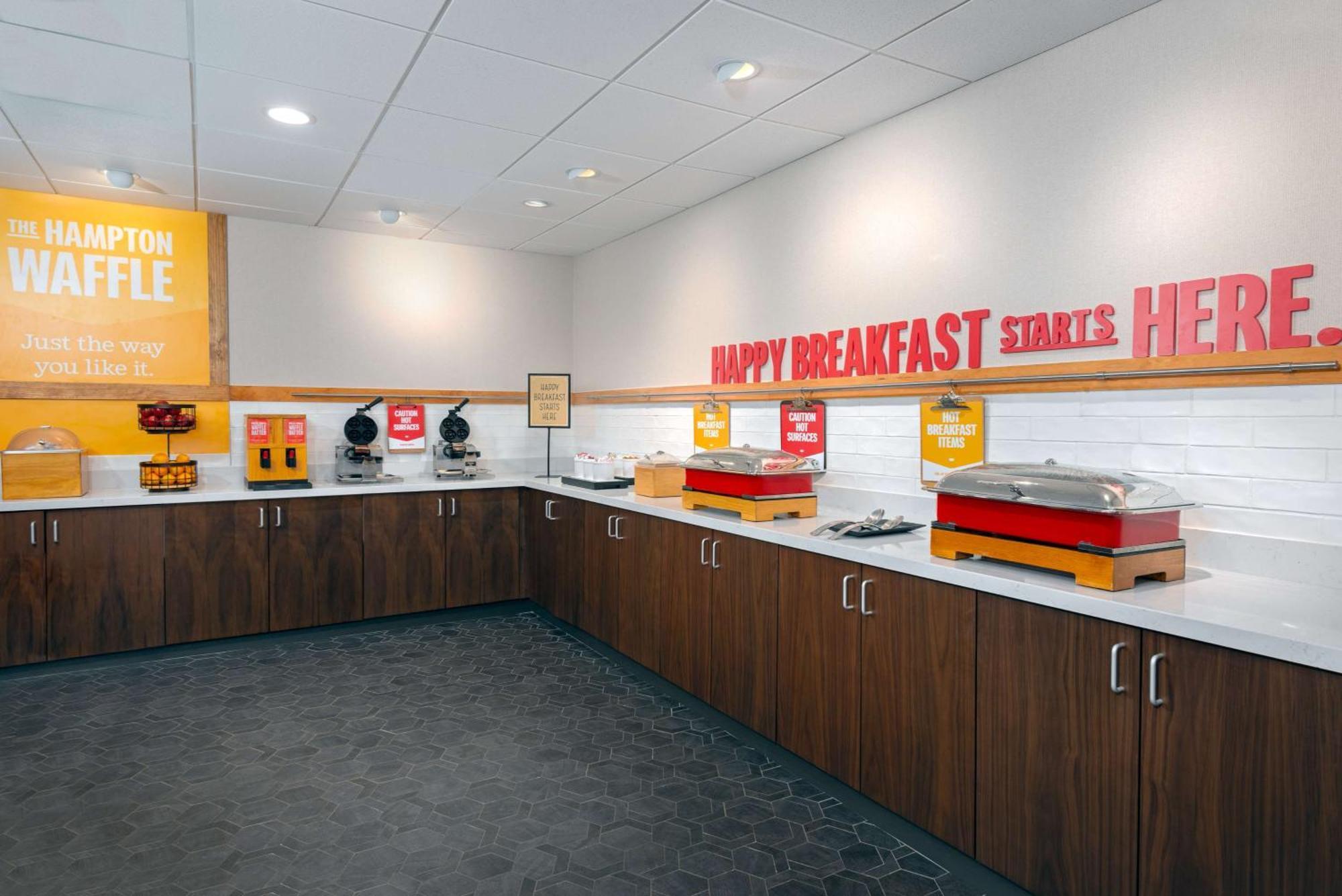 Hampton Inn & Suites Cleveland-Beachwood Bagian luar foto